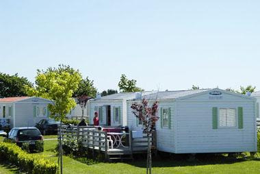 Guérande - Camping Domaine De Léveno 4* - Mobil Home - 6 personas - 4 cuartos - 3 dormitorios - Foto N°1