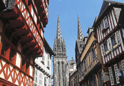 Quimper, city of art and history - 16 km