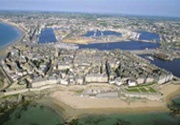 The ramparts of St Malo - 15 km