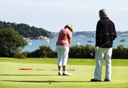 The 9-hole golf course facing the sea