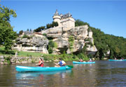 Canoeing on the Vézère river