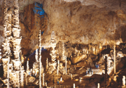 Die Höhle Aven d'Orgnac - 9 km entfernt