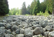 El campo de rocas en Barbey-Seroux