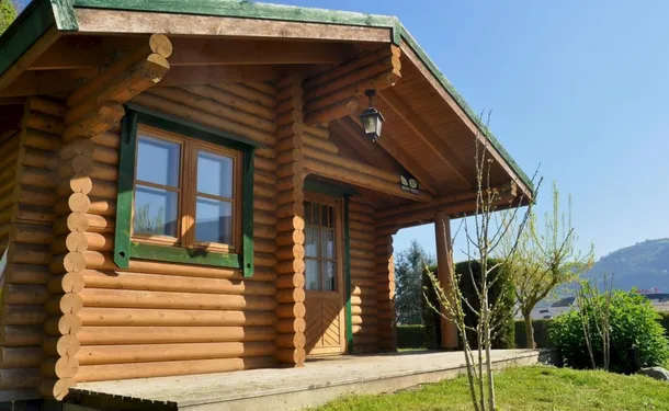 Camping écovillage SOLEIL DU PIBESTE - Formule PREMIUM - Mobile-home 3 chambres = Pdj +draps + serviettes +ménage - Midi-Pyrénées - Agos-Vidalos - 595€/sem