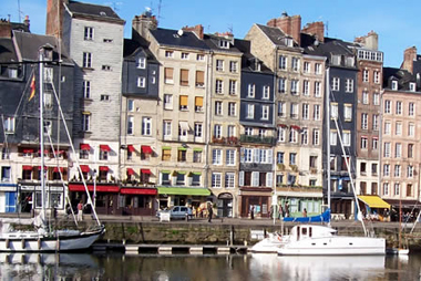 Vente privée Les Portes d'Honfleur – Le port d'Honfleur (15km)