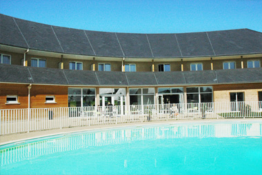 Vente privée Résidence / Hôtel les Hauts de Honfleur – Accès gratuit à la piscine extérieure