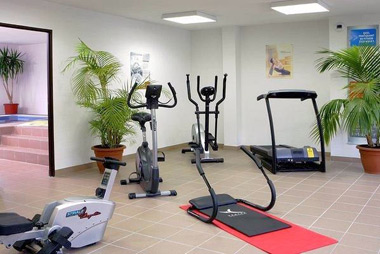 Vente privée Hôtel Adonis - la barbacane 2* – Salle de remise en forme 