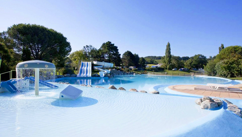 Camping 5 Le Ruisseau Des Pyrenees Vente Privee Jusqu Au 10 03 2019