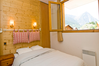 Vente privée Résidence Les Jardins de la Vanoise 4* – Chambre avec lit double