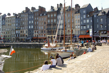 Vente privée Résidence hôtelière les Hauts de Honfleur – Le vieux port de Honfleur - 4 km