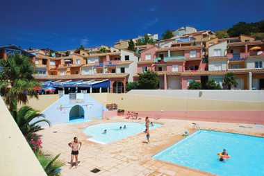 Vente privée Résidence le Village des Aloes 3* – Accès gratuit à la piscine extérieure (avril - oct.)