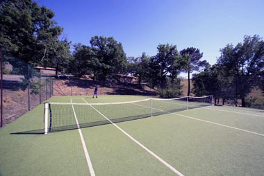 Vente privée Résidence Les Hameaux des Lacs – Court de tennis de la résidence (en supplément)