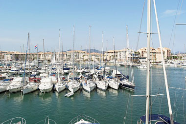 Vente privée Résidence Le Kangourou – Le port de Fréjus à deux pas