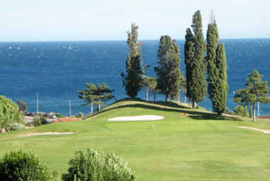 Vente privée Résidence Le domaine des Grands Pins – Le Golf de l'Esterel - 10 km