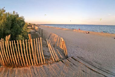 Vente privée Domaine résidentiel de plein-air Le Castellas – La plage de Sète à deux pas