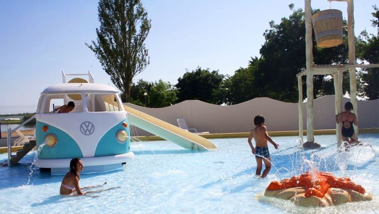 Vente privée Camping 3* Le Domaine des Guifettes – et pataugeoire avec jeux d'eau pour enfants