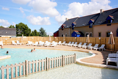 Vente privée Résidence Le Village Cancalais – Accès gratuit à la piscine extérieure (l'été)