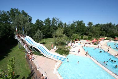 Vente privée Résidence LAGRANGE Prestige Le Clos des Vignes 4* – Aquapark - 8 km