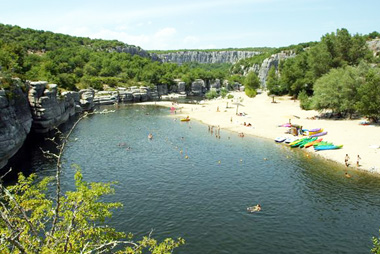 Vente privée Résidence Les Sources de Manon – Parc de loisirs Isla Cool Douce - 10 km