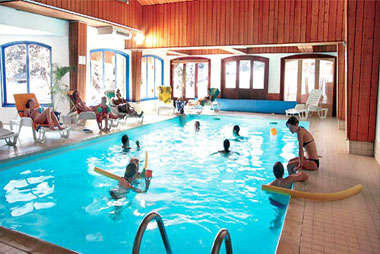 Vente privée Résidence Les Chalets d'Arrondaz 3* – Accès gratuit à la piscine du Chalet Club (100m)