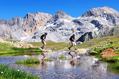 Vente privée Résidence Les Chalets d'Arrondaz 3* – Randonnées au coeur de la nature