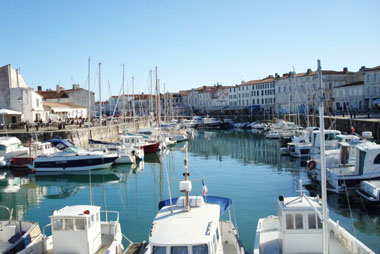 Vente privée Camping Les Maraises – Le port de Saint Martin de Ré à deux pas