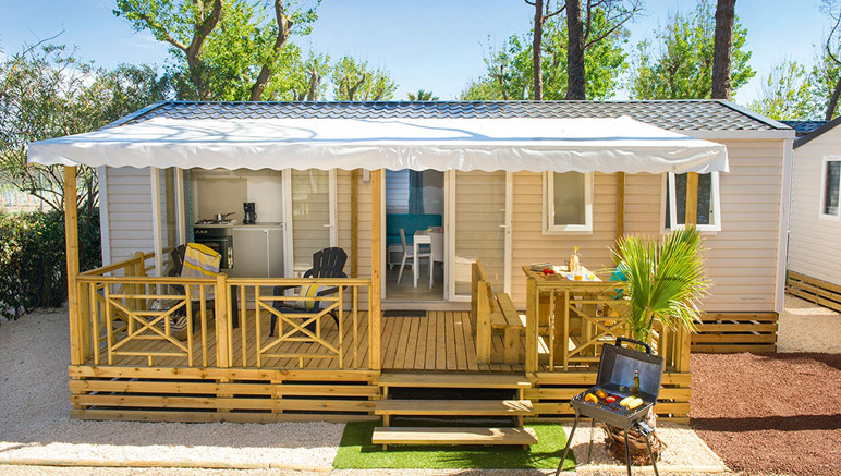 Vente privée Camping 4* Le Castellas – Les mobil-homes du camping (photo non contractuelle)