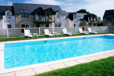 Vente privée Résidence Le Clos Lagrange Classic – Accès gratuit à la piscine extérieure (juin-sept.)