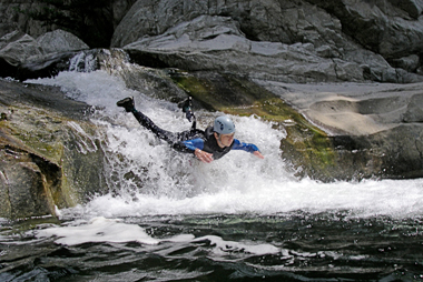 Vente privée Résidence Les Gorges Rouges – Sports en eaux vives dans les gorges