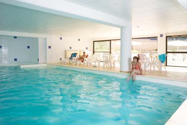 Vente privée Résidence Le Mas des Oliviers 3* – Accès gratuit à la piscine couverte (d'avril à nov.)