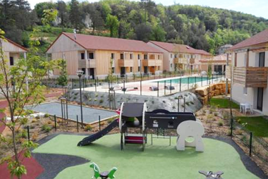 Vente privée Résidence le Clos du Rocher – Aire de jeux pour les enfants