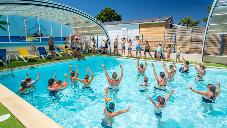 Vente privée Camping 4* Les Flots Bleus – Passez de beaux moments à la piscine
