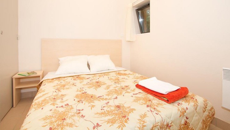 Vente privée Résidence Club La Riviera Limousine – Chambre avec lit double