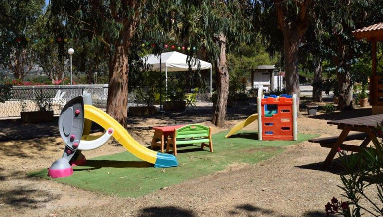 Vente privée Camping 3* Paradella – Aire de jeux pour les enfants