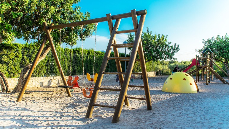 Vente privée Camping 4* Ametlla de Mar – Aire de jeux pour enfants en accès libre