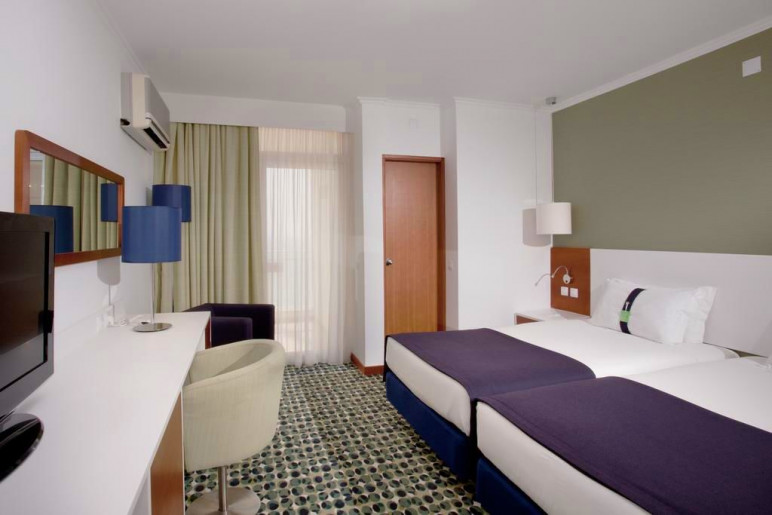 Vente privée Holiday Inn Algarve 4* – .