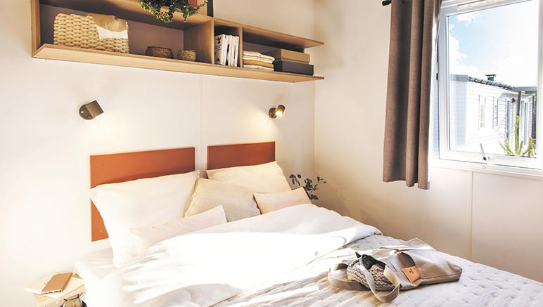 Vente privée Camping 3* Ker Yaoulet – Chambre avec lit double