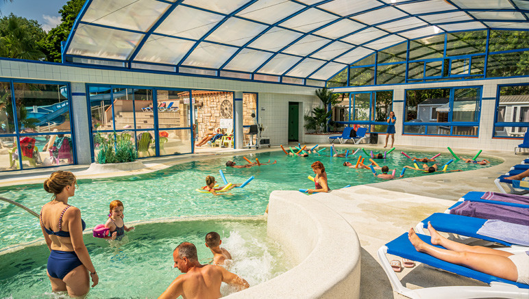 Vente privée Camping 4* Beauséjour – Une piscine couverte et chauffée