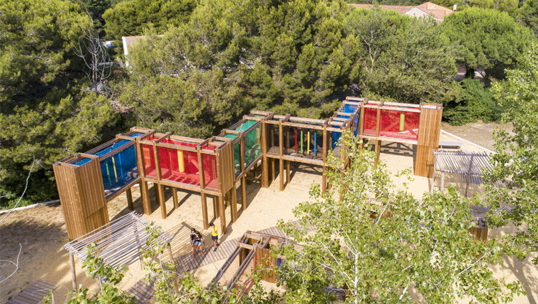Vente privée Camping 5* Blue Bayou – Une aire de jeux pour les enfants