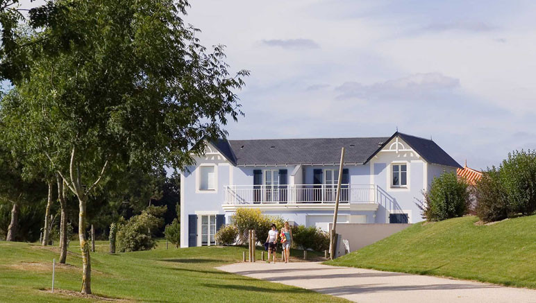 Vente privée Résidence Les Maisons de Fontenelles – Bienvenue dans la Résidence Les Fontenelles en plein cœur d'un golf