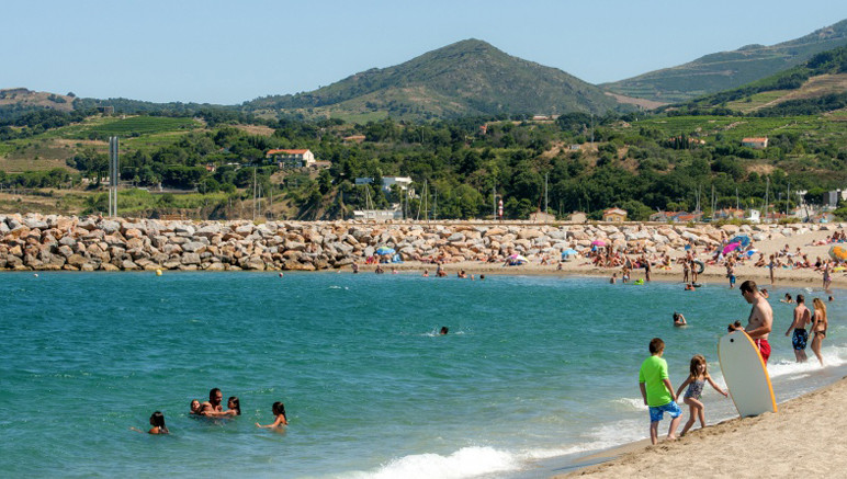 Vente privée Camping 4* Le Neptune – Enfin, les plages d'Argelès se trouvent à seulement 500 m du camping !