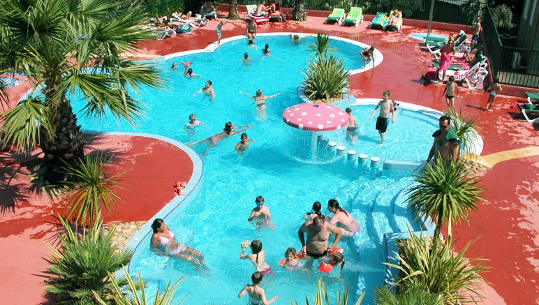 Vente privée Résidence Les Pescalunes – Accès libre à la piscine extérieure (jusqu'en octobre, selon météo)...