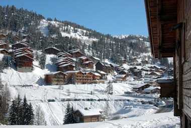 Vente privée Résidence Les Chalets d'Edelweiss 4* Lagrange Prestige – Vue sur la station de Plagne 1800