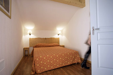 Vente privée Résidence Le Hameau du Puy 3* – Chambre avec lit double