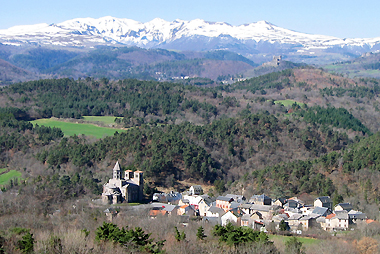 Vente privée Hôtel Les Bains Romains 3* – Vue sur le village de Saint Nectaire