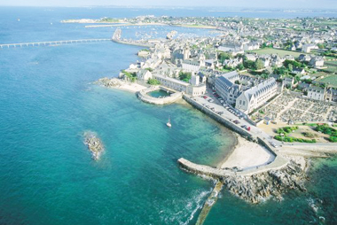 Vente privée Résidence Les Roches – Station thermale de Roscoff - 5 km