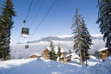 Vente privée Résidence Les Chalets de La Tania – Pistes et remontées mécaniques à proximité