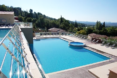 Vente privée Resort & Spa 4* Le Château de Camiole – Accès inclus aux piscines (d'avril à fin octobre)