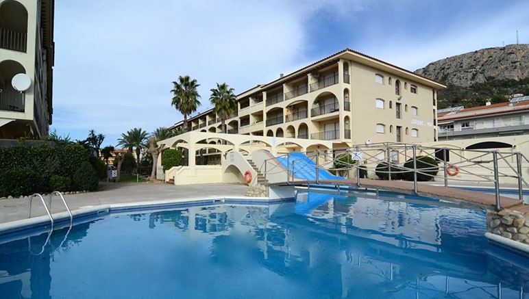 Vente privée Appartements sur la Costa Brava – L'accès à la piscine
