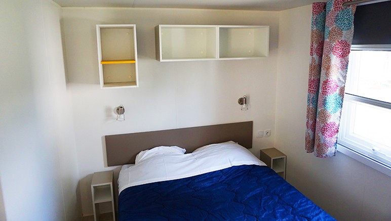 Vente privée Camping 4* Domaine de Beaulieu – Chambre avec lit double